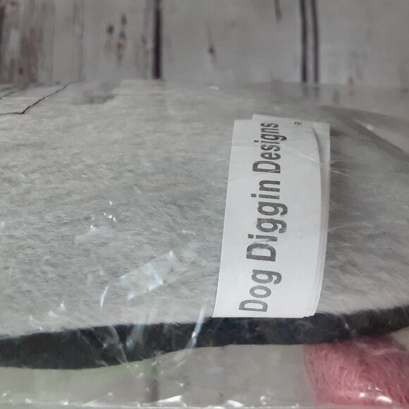 Funny IPOD Plush Squeak Designer Dog Toy Size Large - Picture 5 of 5